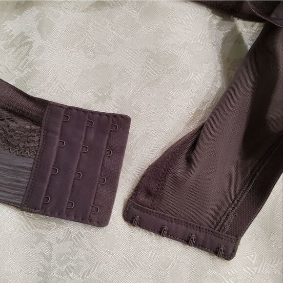 Cacique Full Coverage Bra Size 46C - Picture 6 of 10